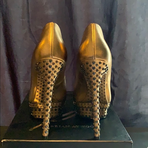 Brian Atwood Gold Studded Pump - Picture 5 of 8